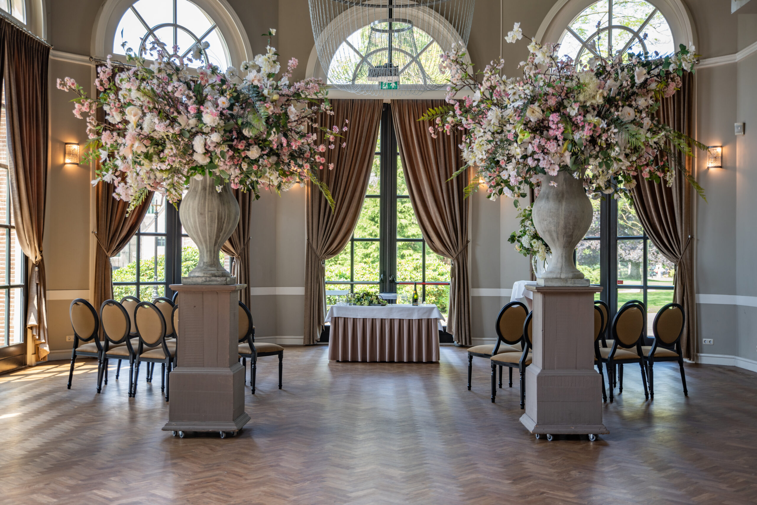 samenzijn-condoleance-bloemen-theater-informeel