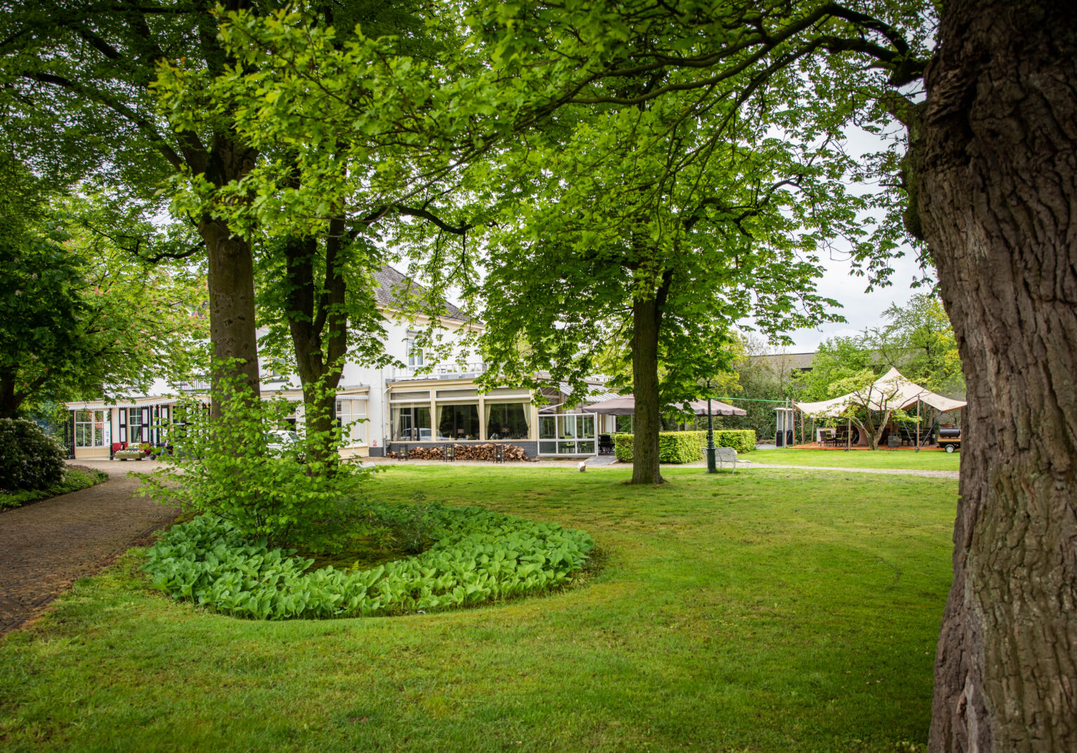 Carelshaven-Landgoed-Twickel-terras
